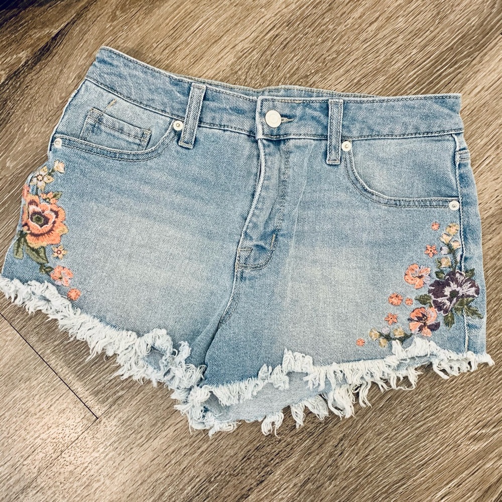 Cheeky Jean Embroidery Shorts